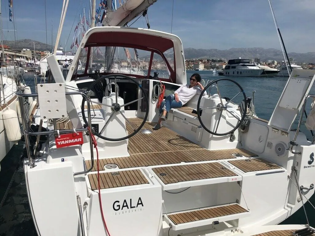 Beneteau Oceanis 35 "Gala"
